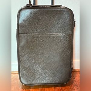 Louis Vuitton luggage Pegase Ardoise Taiga, rolling suitcase